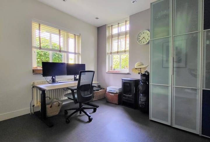 Foto 32 van Oosteinderweg 180