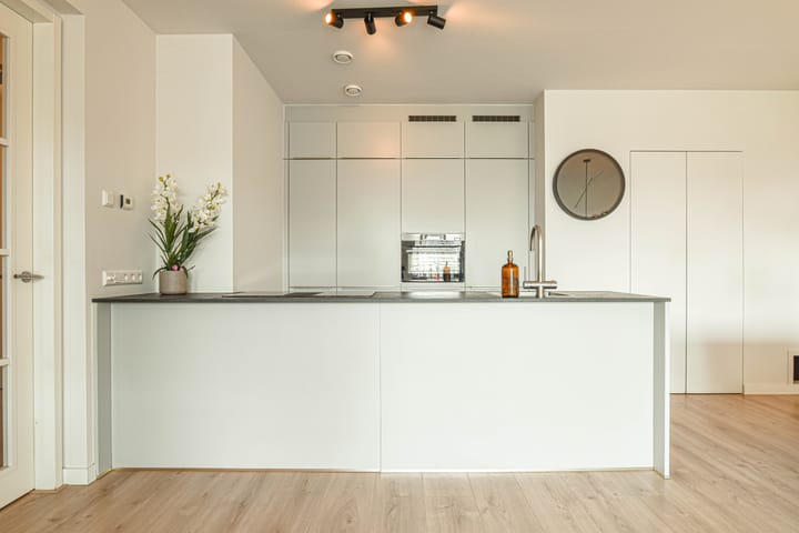 Foto 12 van Faas Wilkesstraat 245