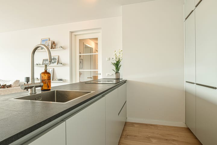 Foto 14 van Faas Wilkesstraat 245