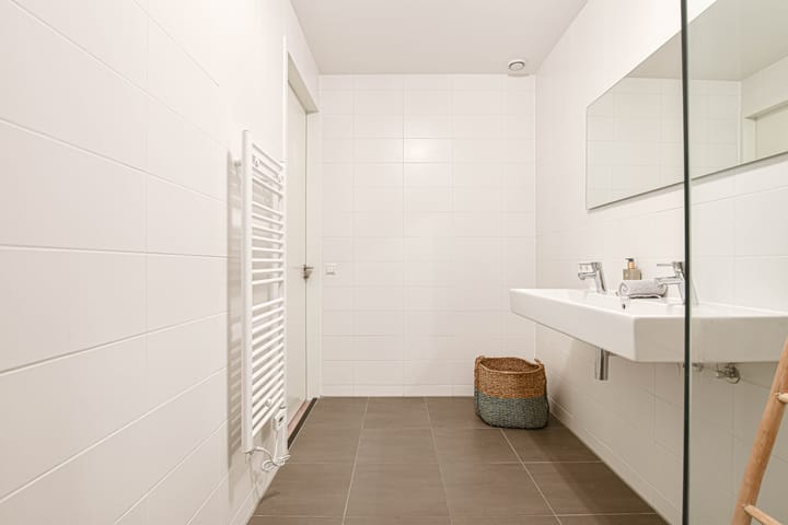 Foto 25 van Faas Wilkesstraat 245