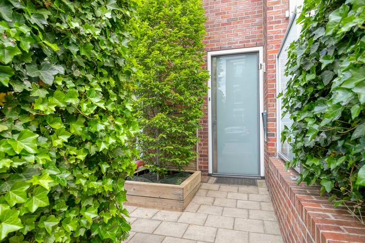 Foto 4 van de Ruyterstraat 80