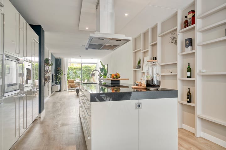 Foto 14 van de Ruyterstraat 80