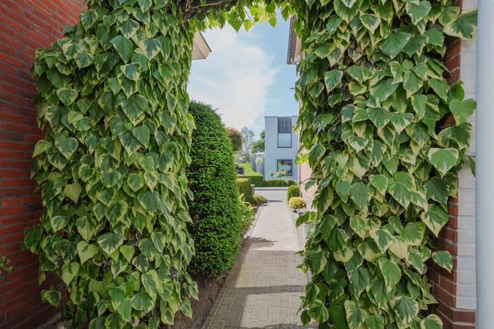 Foto 38 van St. Josephstraat 23