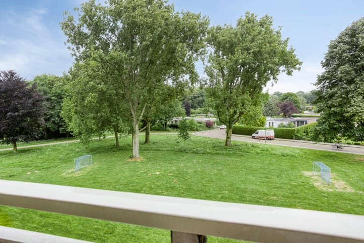 Foto 9 van Kruiskampsingel 41