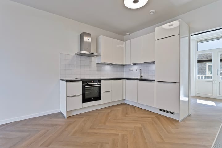 Foto 6 van Borneostraat 100-2