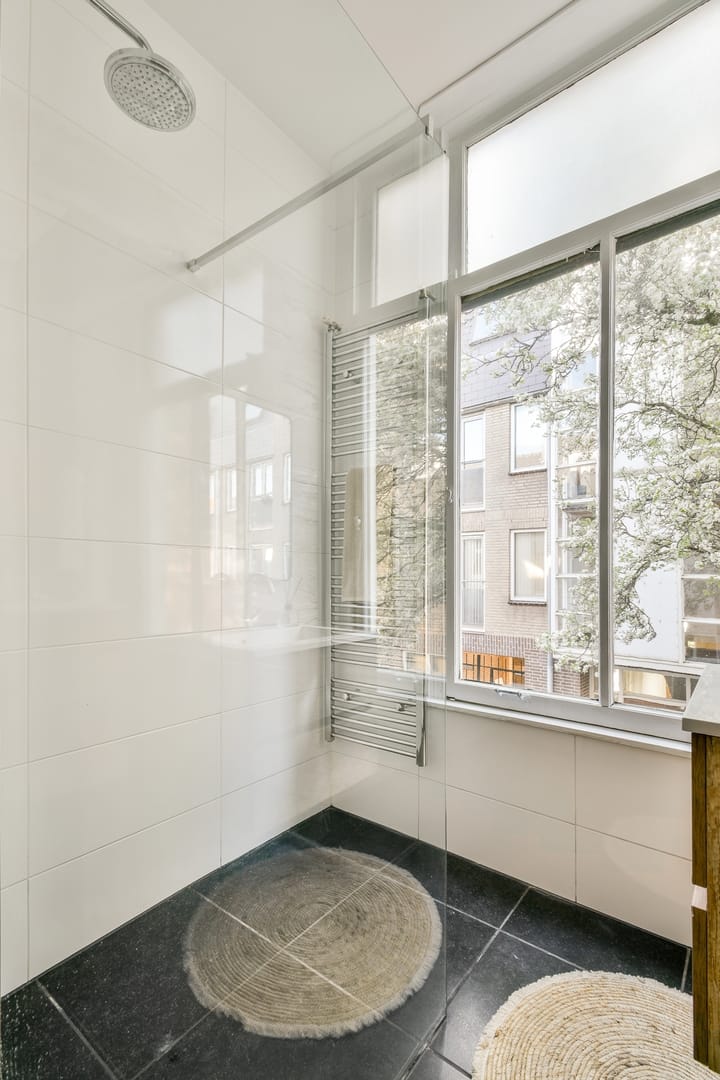 Foto 29 van Lange Margarethastraat 30-A