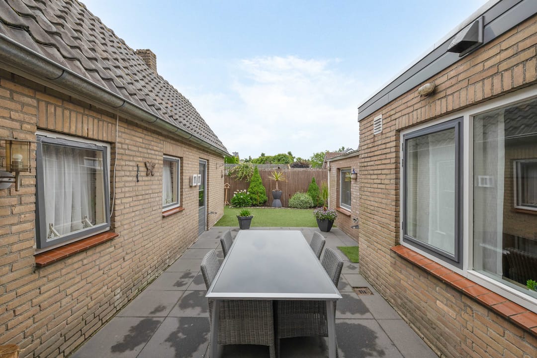 Foto 11 van Margrietstraat 4