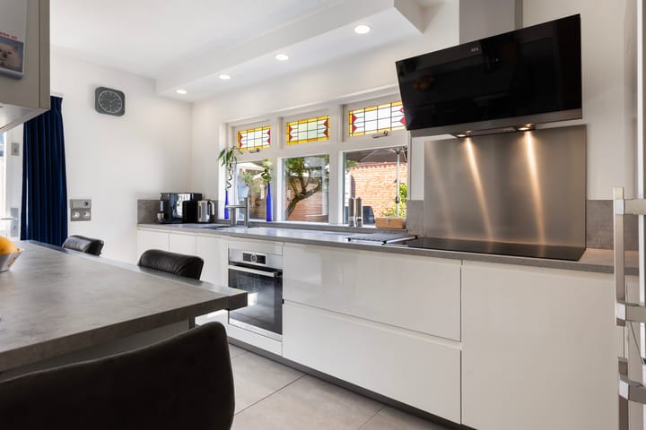 Foto 10 van Bloemwijklaan 7