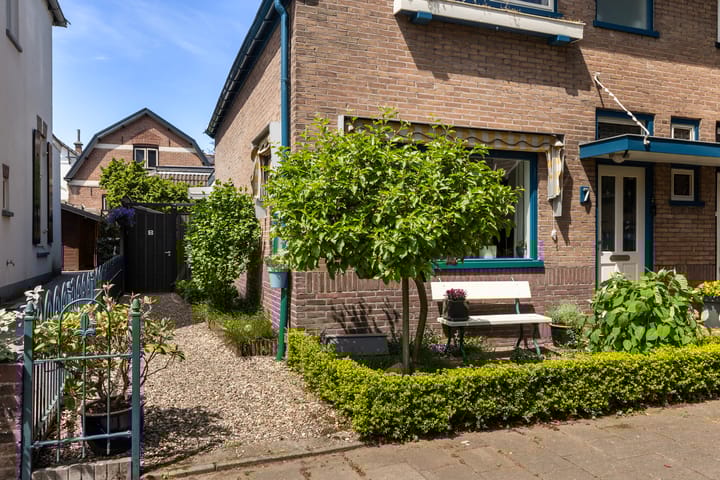 Foto 20 van Bloemwijklaan 7