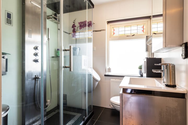 Foto 34 van Bloemwijklaan 7