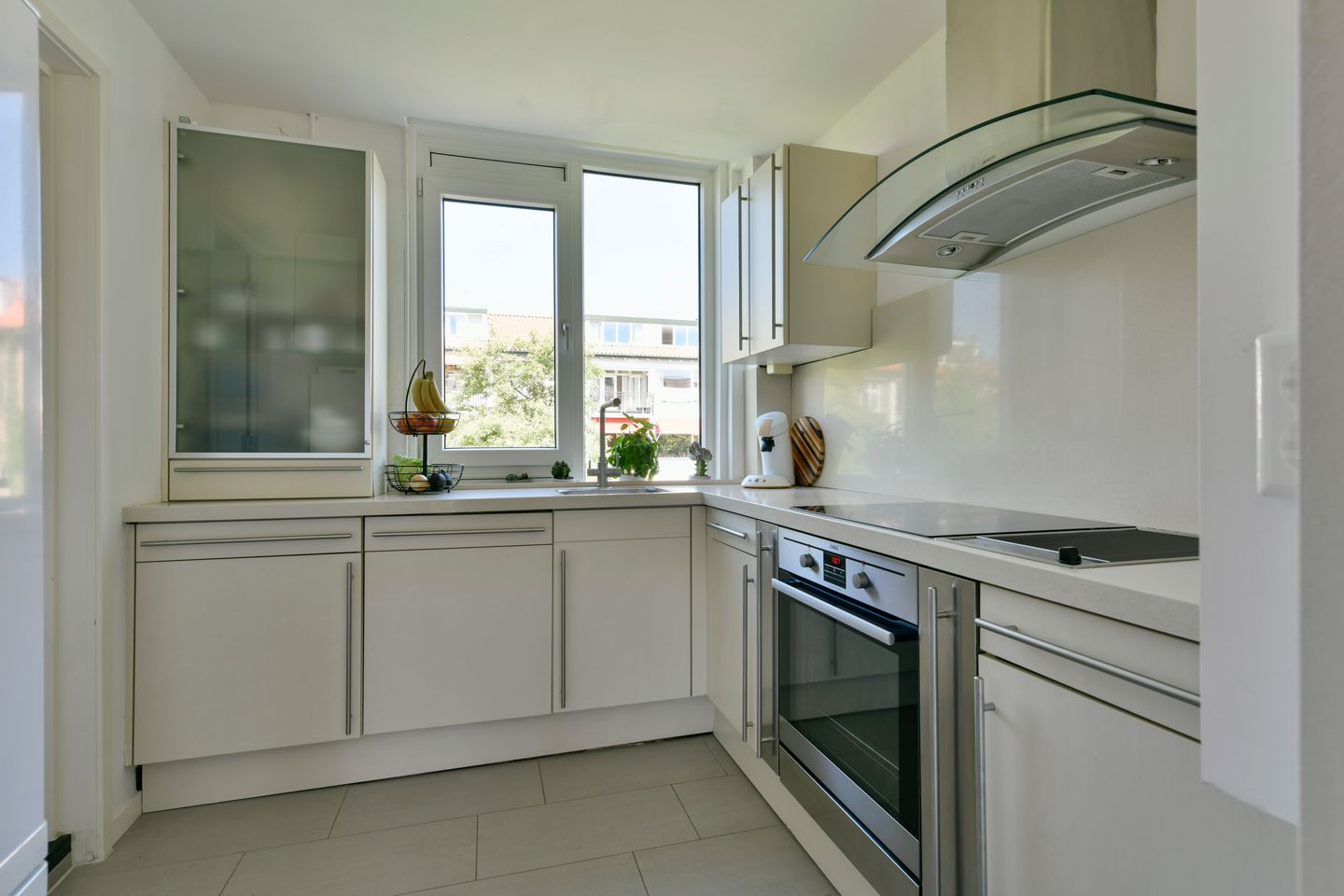 Photo 10 of Esther de Boer-van Rijkstraat 142-1