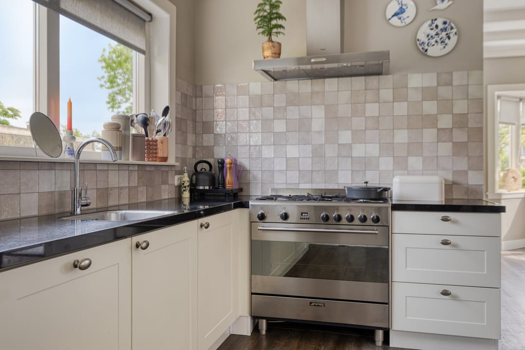 Foto 13 van Weersterweg 12