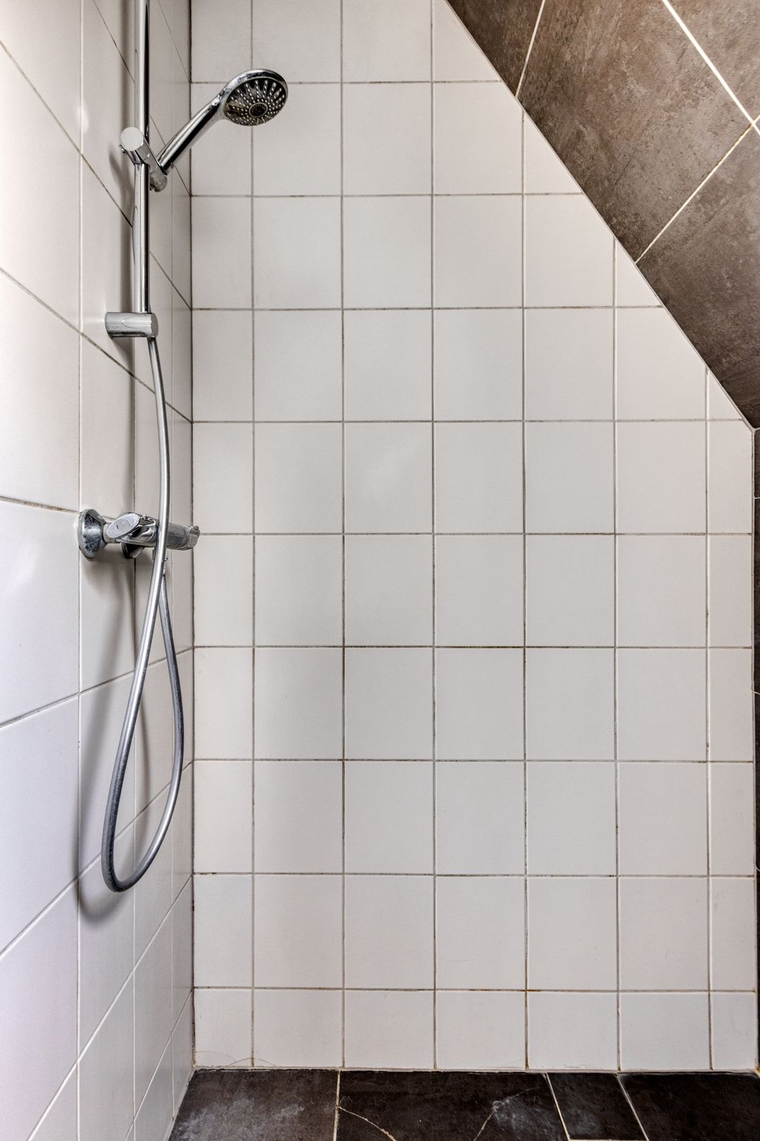 Foto 23 van Weersterweg 12