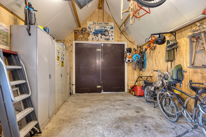 Photo 32 of Weersterweg 12