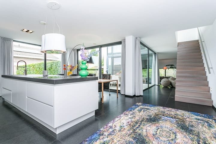 Foto 12 van Madelief 6