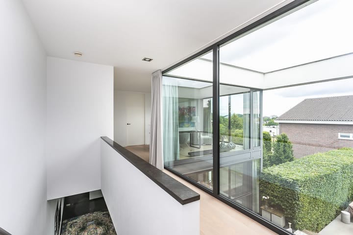 Foto 21 van Madelief 6