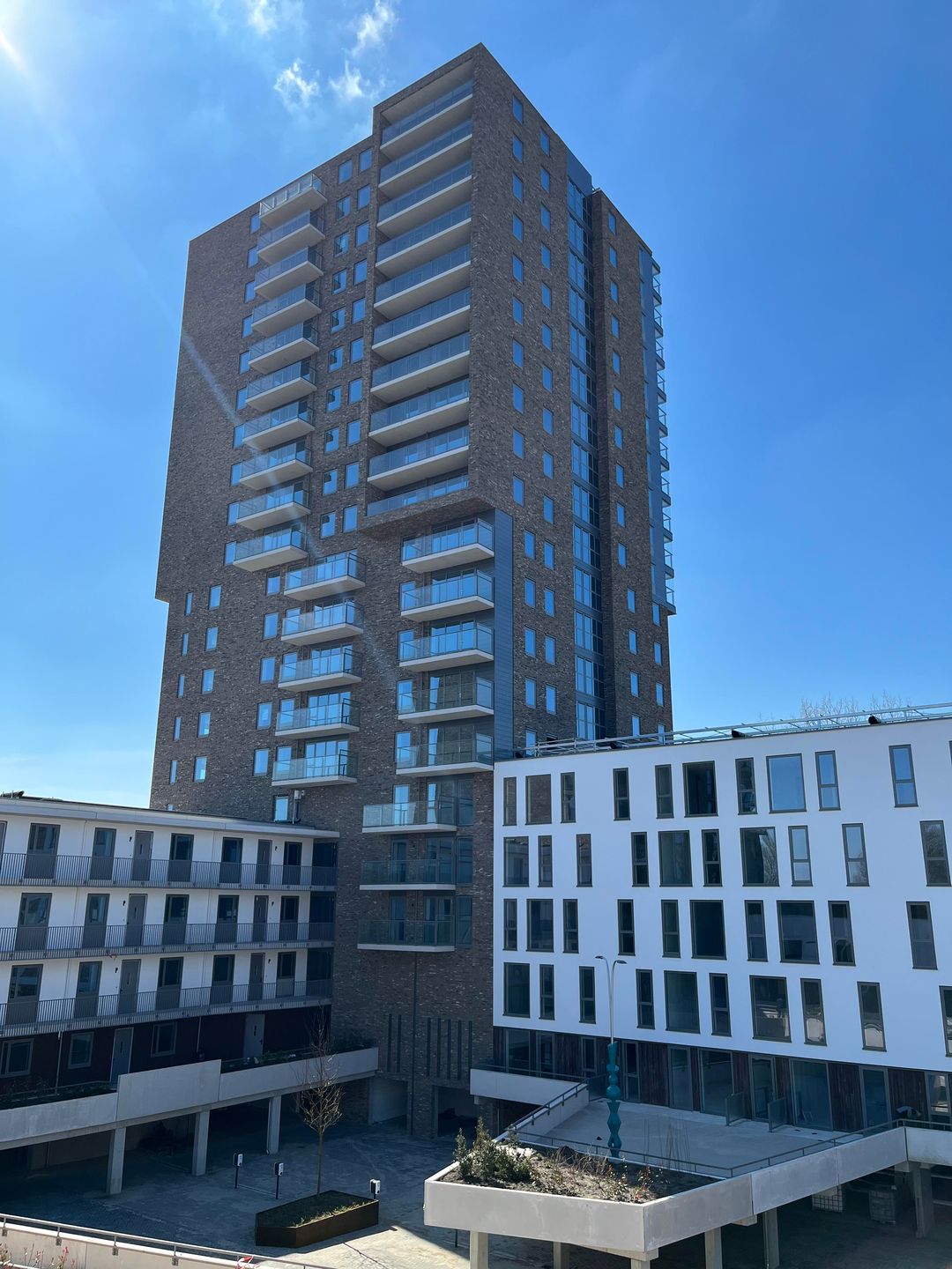 Foto 1 van Friesestraatweg 141-74