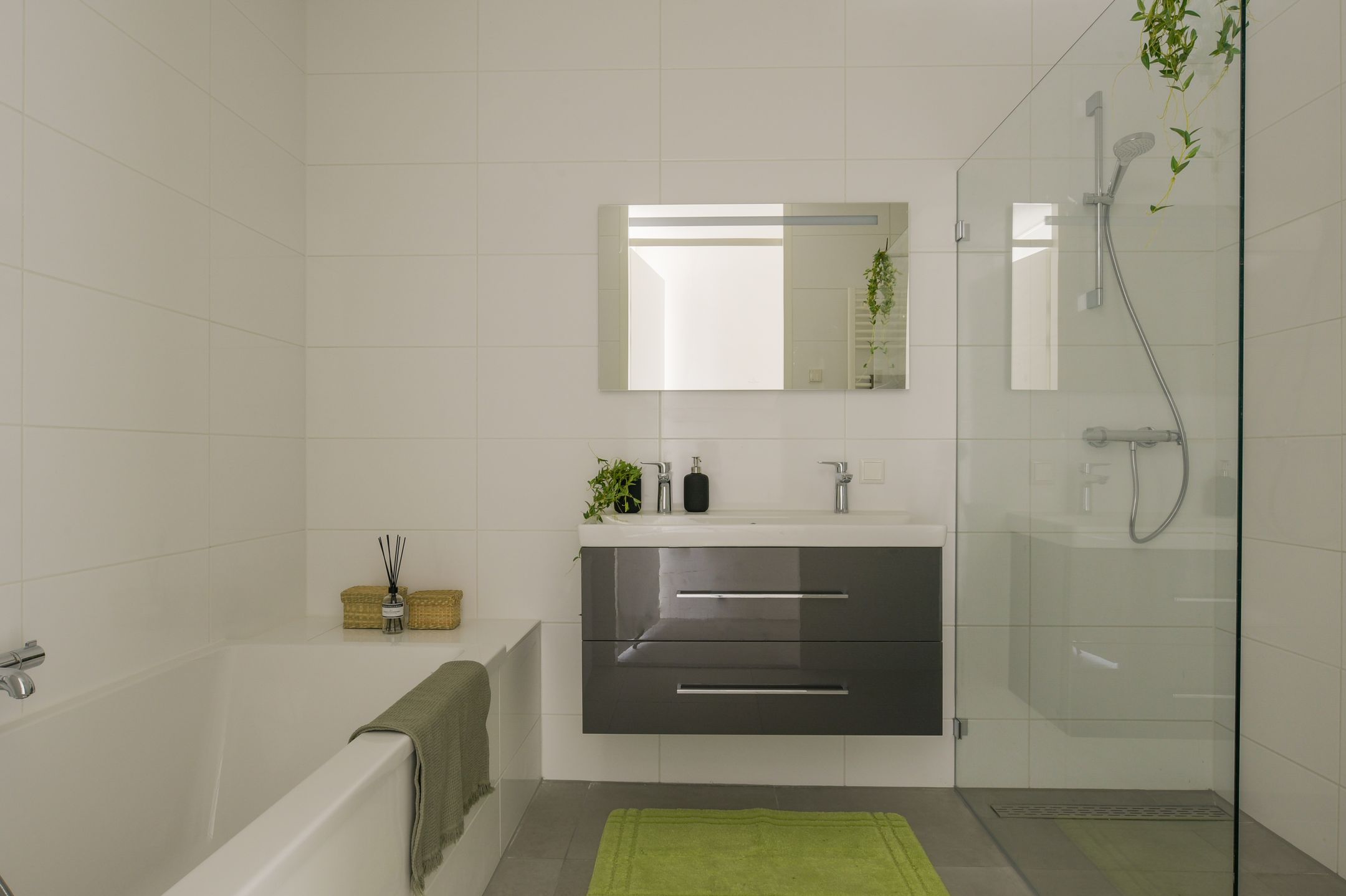 Foto 21 van Friesestraatweg 141-74