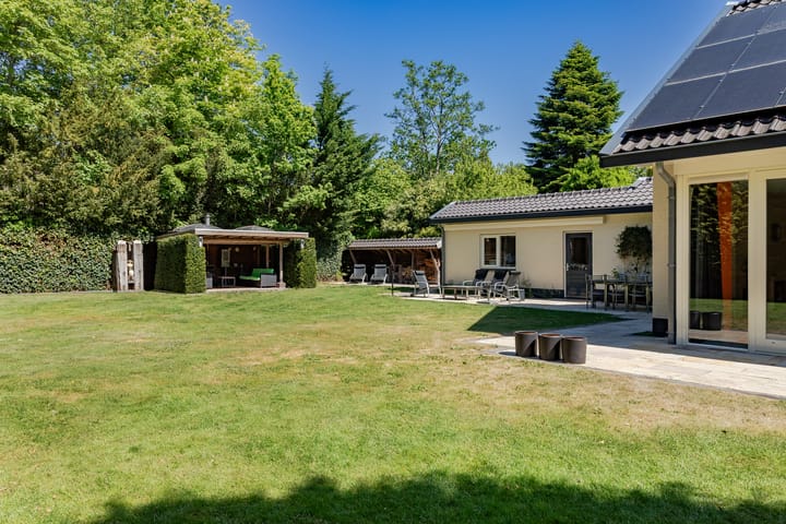 Foto 23 van Bickerslaan 11