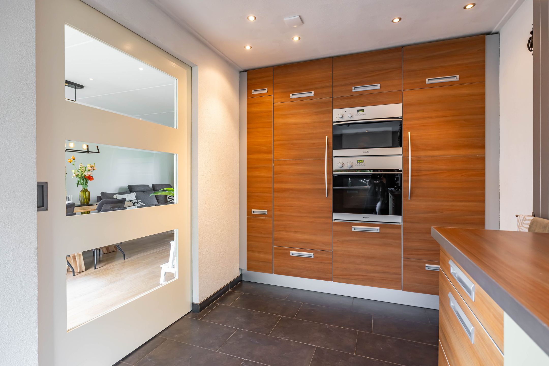 Photo 33 of Kornoeljestraat 7