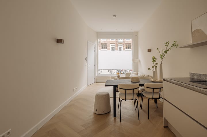 Photo 4 of Tweede Van der Helststraat 9-H