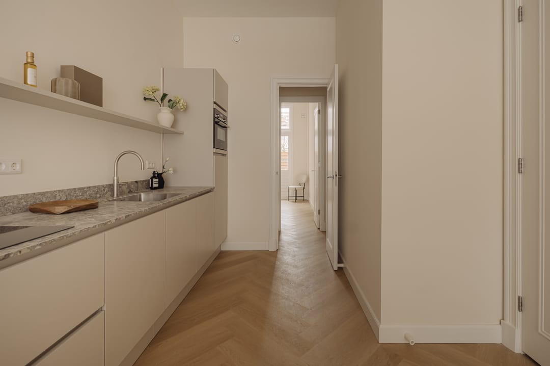 Photo 7 of Tweede Van der Helststraat 9-H