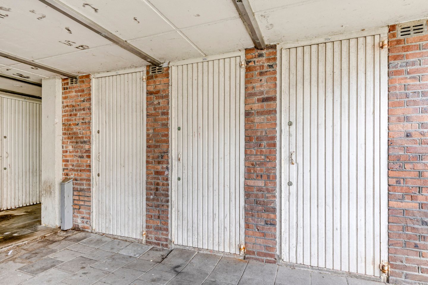 Foto 25 van Dirkslandstraat 83-A