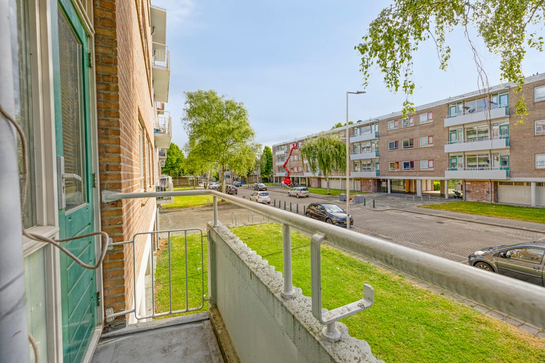 Foto 26 van Dirkslandstraat 83-A