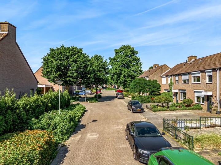 Photo 4 of Wederikstraat 7