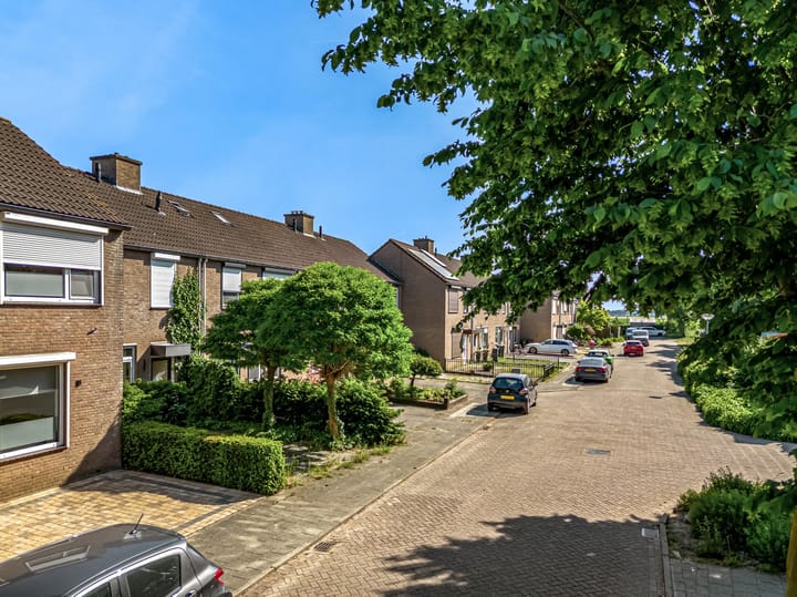 Photo 3 of Wederikstraat 7