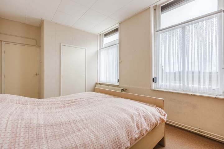 Photo 34 of Roosendaalsebaan 86