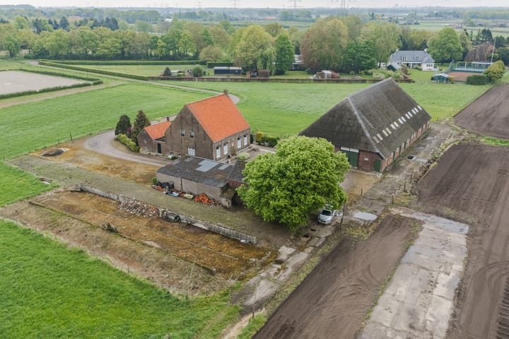 Photo 50 of Roosendaalsebaan 86