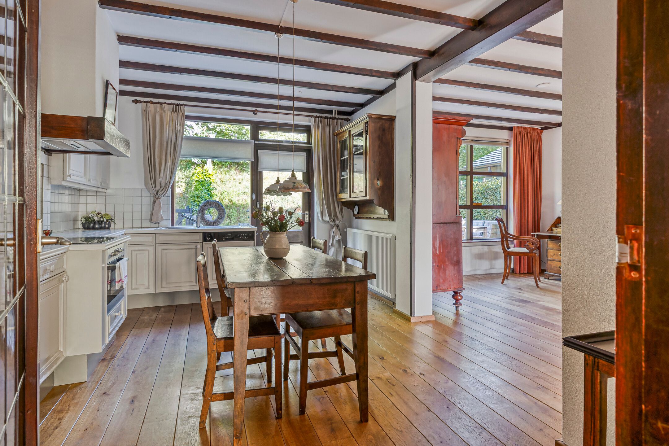 Foto 9 van Duinoordseweg 8