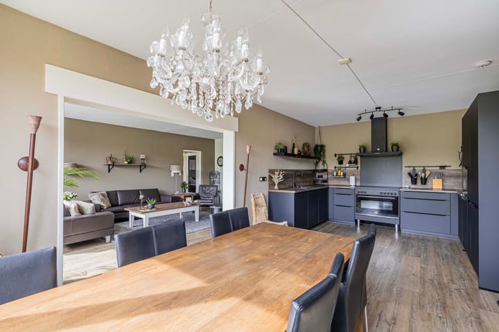 Foto 7 van Stationsweg 92-618