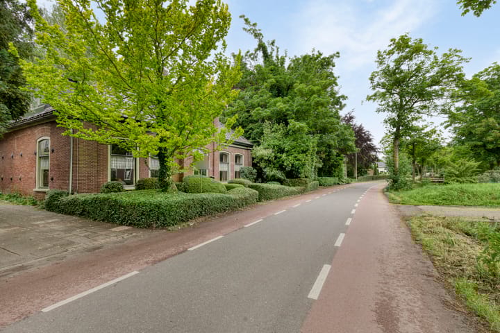 Foto 38 van Dorpsweg 68