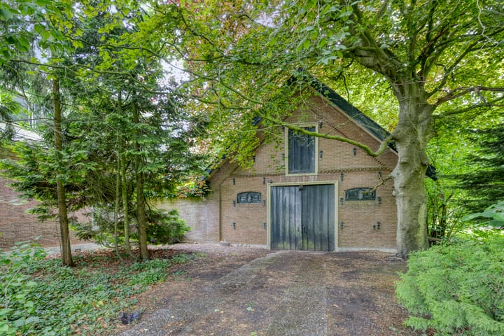 Foto 2 van Dorpsweg 68