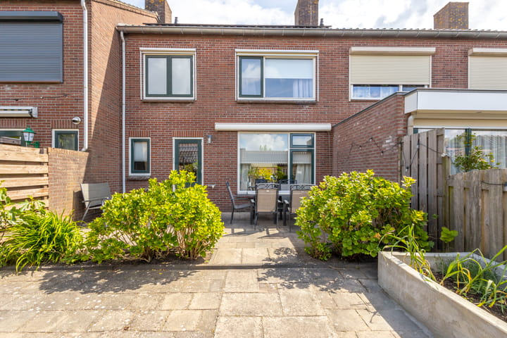 Foto 2 van Bernhardstraat 2