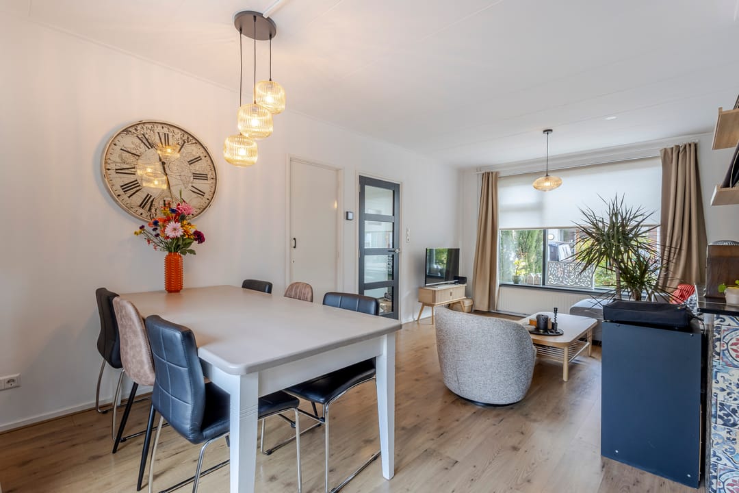 Foto 8 van Bernhardstraat 2