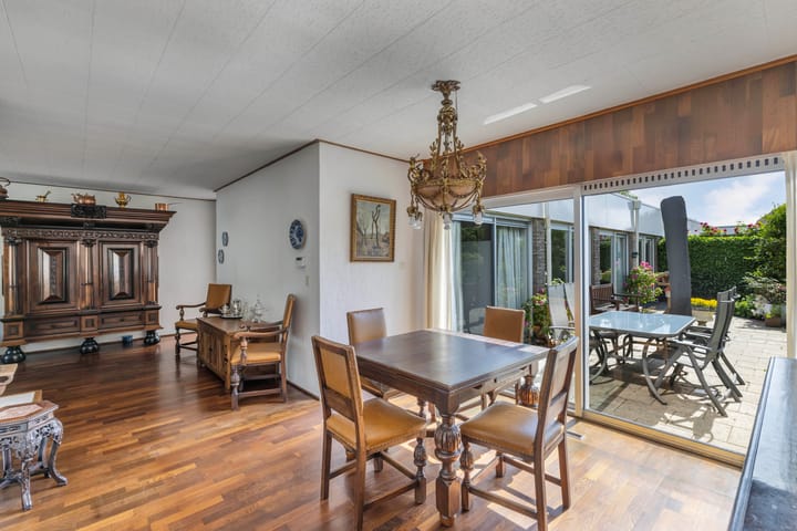 Foto 12 van Neptunusstraat 3