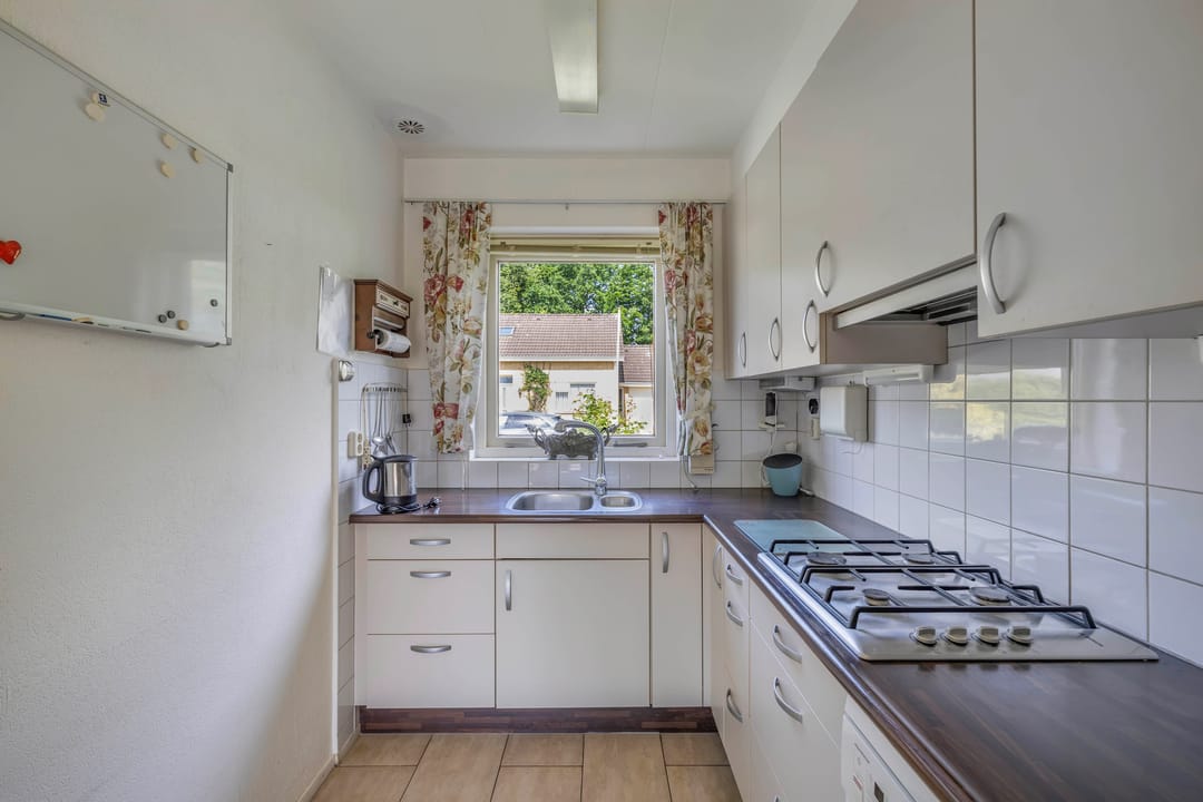 Foto 17 van Neptunusstraat 3