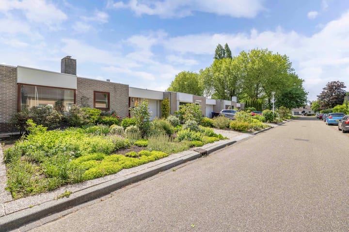 Foto 41 van Neptunusstraat 3