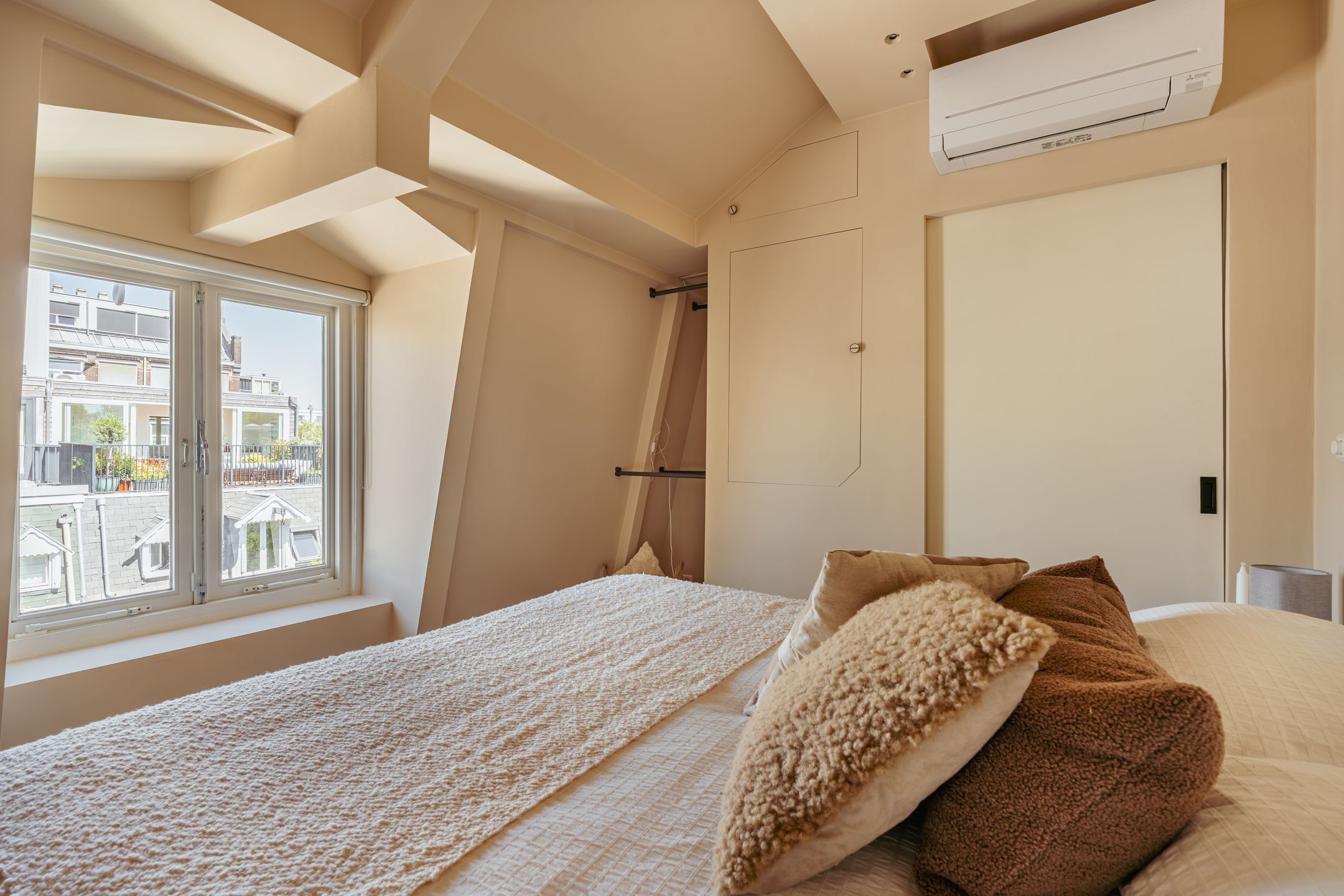 Foto 18 van Cornelis Anthoniszstraat 20-3