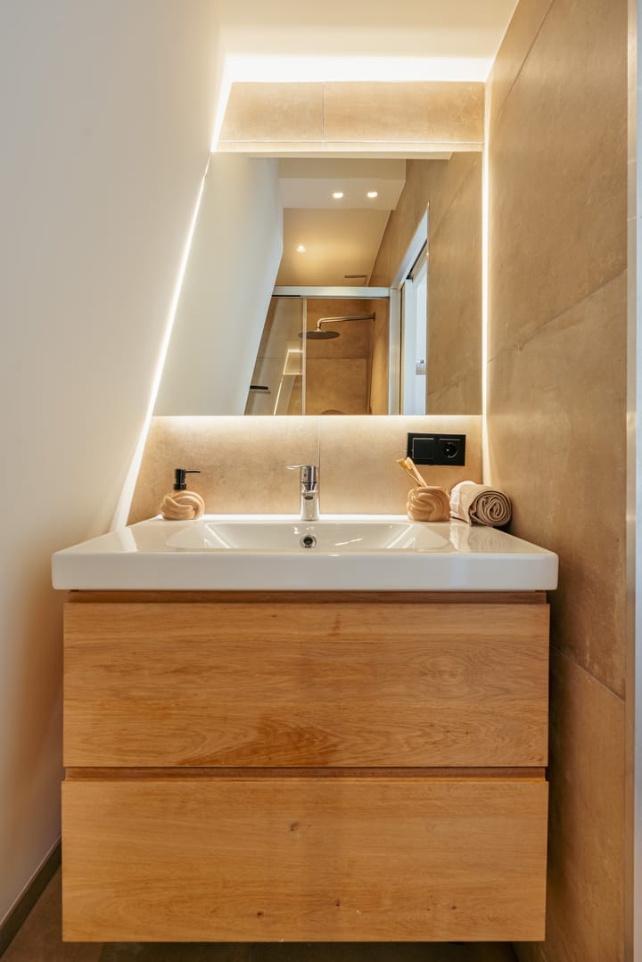 Foto 20 van Cornelis Anthoniszstraat 20-3