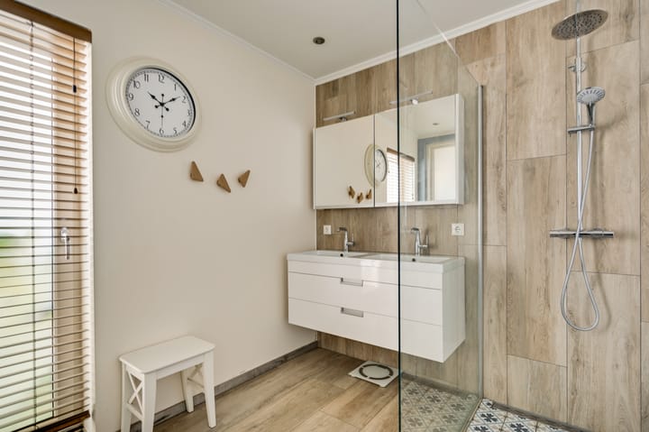 Photo 16 of Julianalaan 65