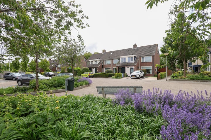 Foto 4 van Merelhof 15