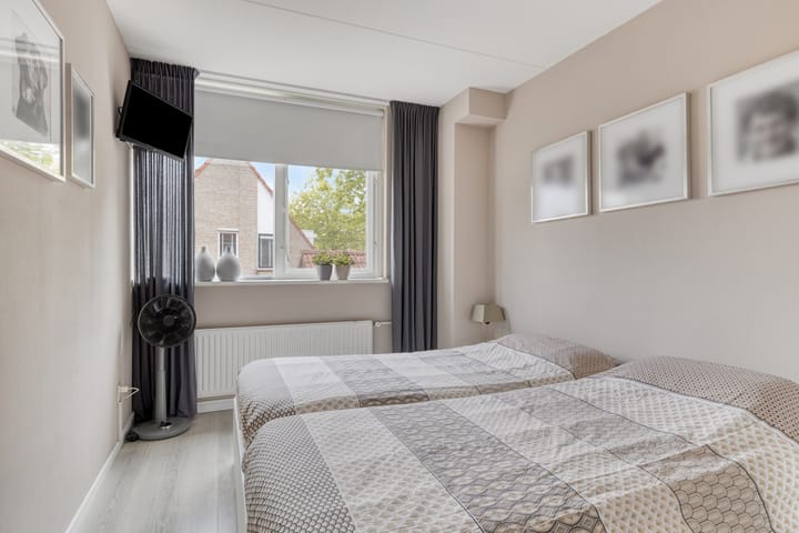 Foto 23 van Prins Bernhardlaan 48