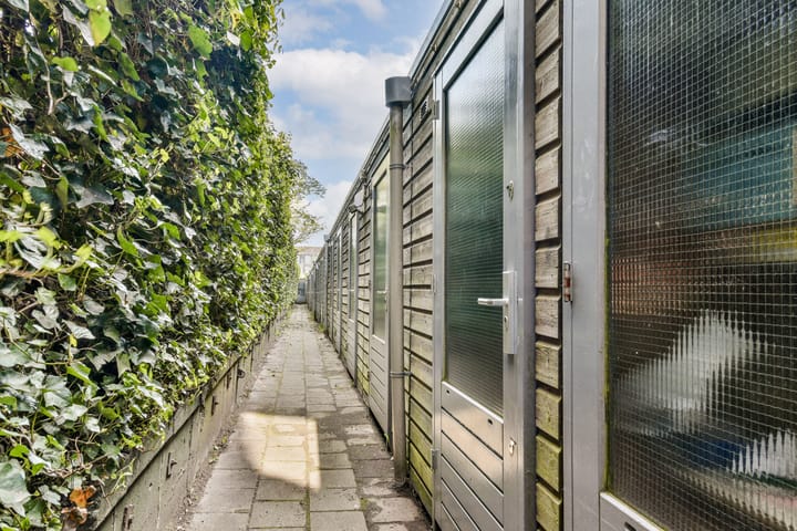 Photo 23 of Lisbloemstraat 5-B