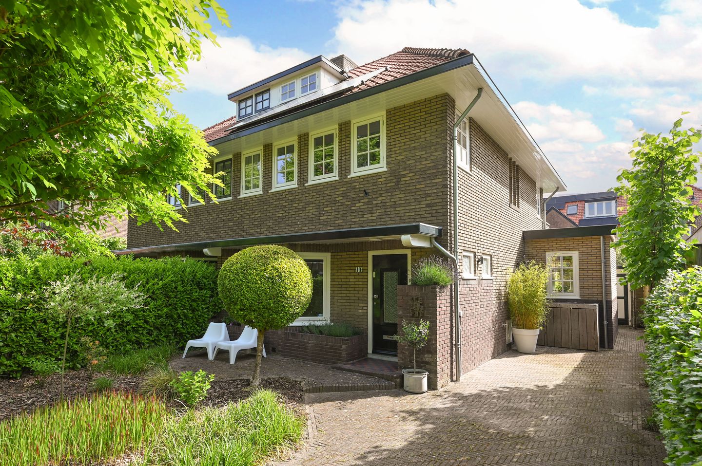 Foto 1 van Roemer Visscherlaan 10