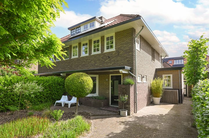 Roemer Visscherlaan 10