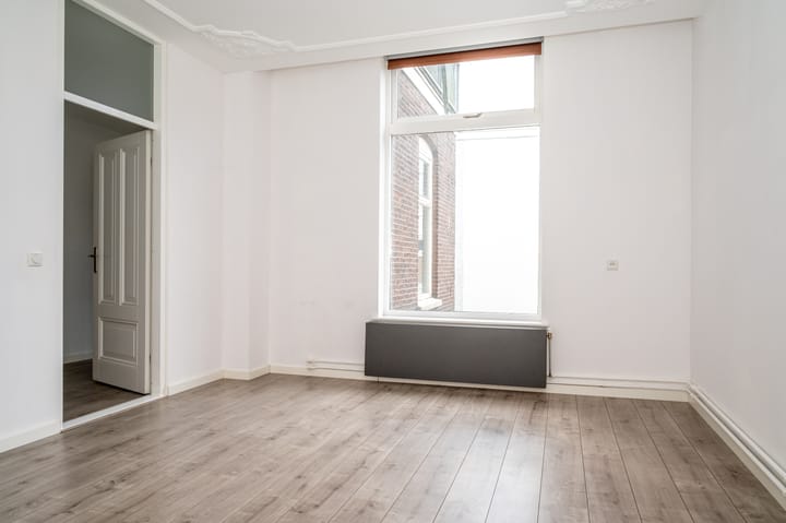 Foto 24 van Burghardt van den Berghstraat 153